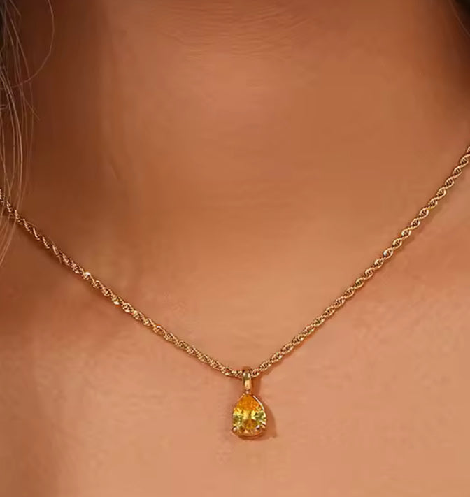 Teardrop Zircon Pendant Necklace – Gold Plated