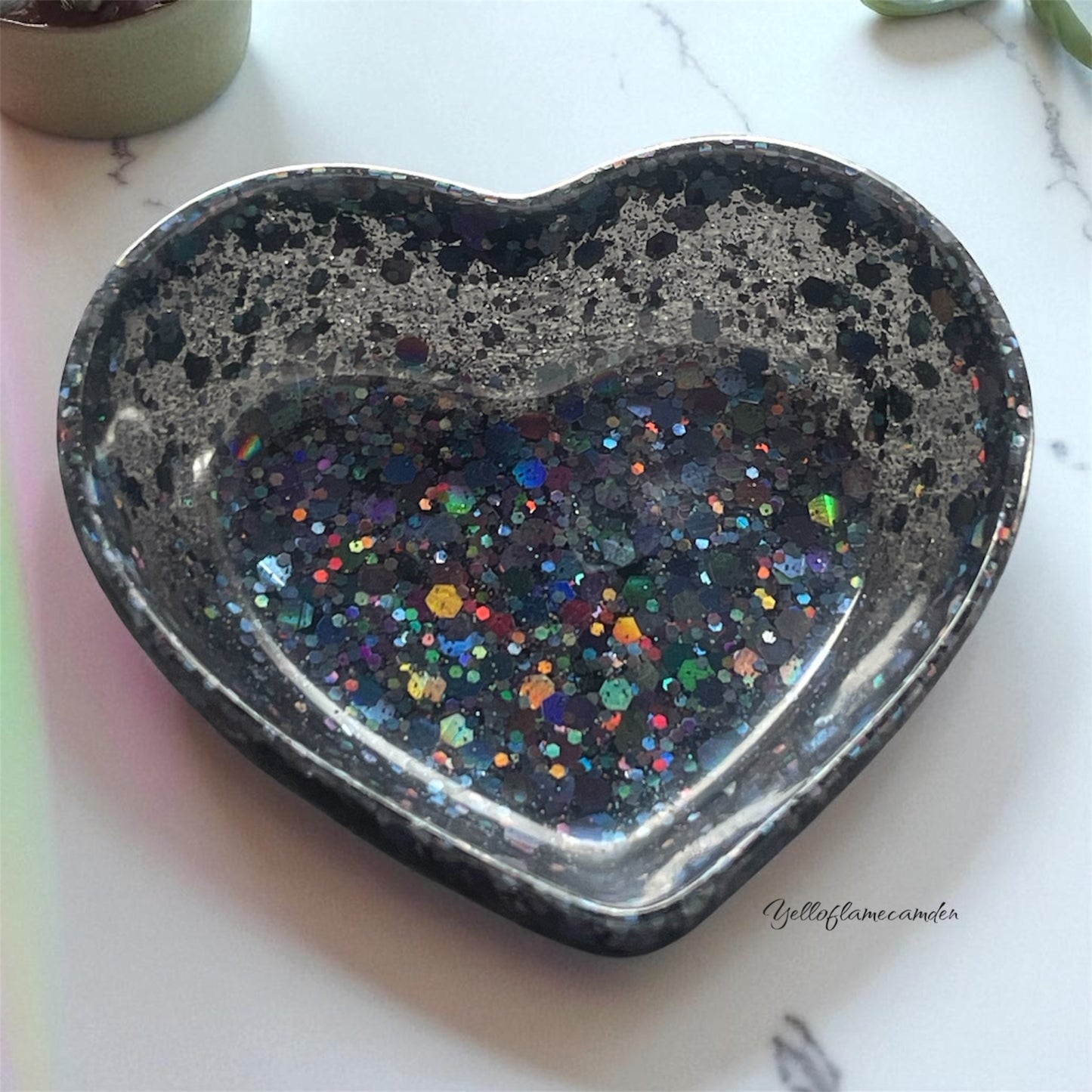 Black with Multicoloured Holographic Glitter Heart Resin Trinket Dish – Handmade Jewellery Holder – YelloFlameCamden