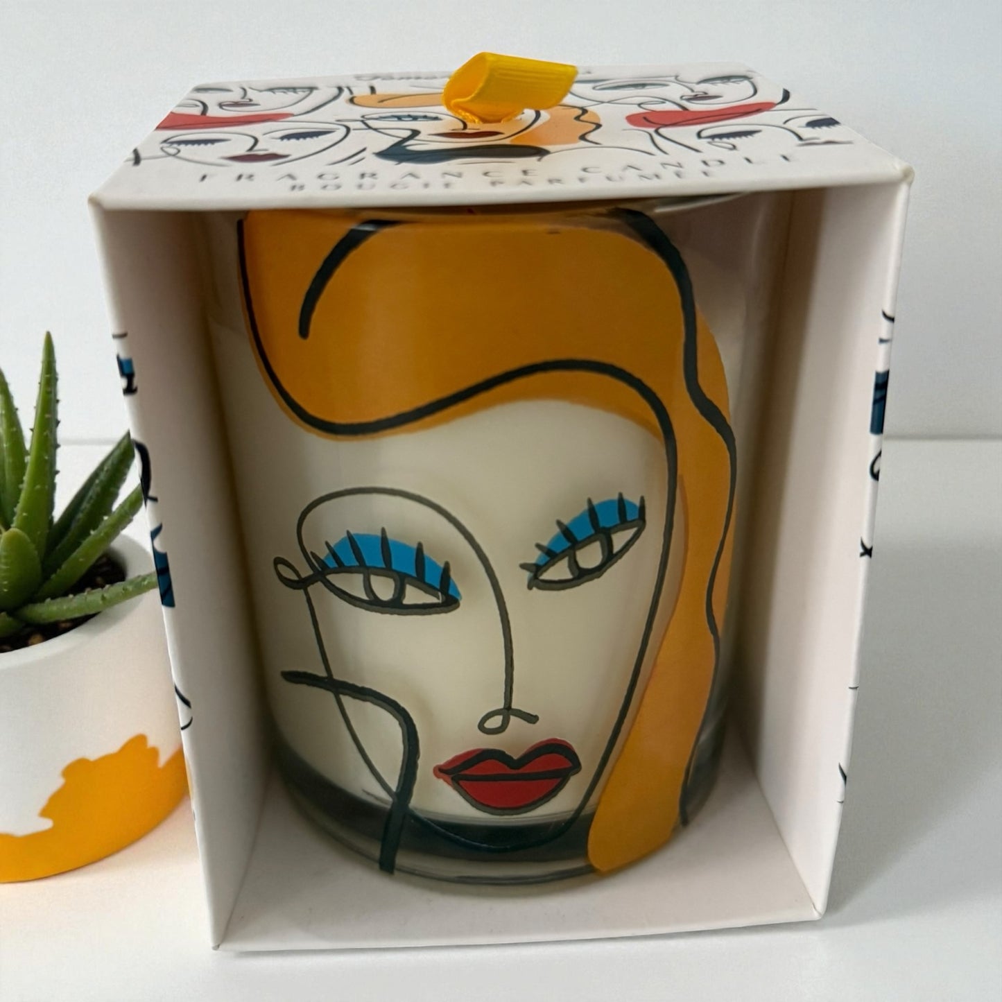 Abstract Face Art Candle Collection – Modern Fragrance Series