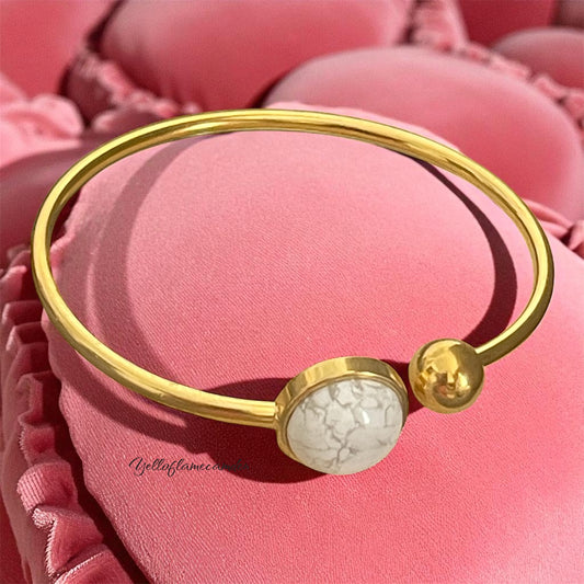 Gold Stainless Steel Bangle with White Howlite