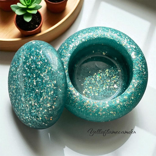 Teal & Silver Glitter Resin Trinket Pot with Lid – Handmade Jewellery Box – YelloFlameCamden