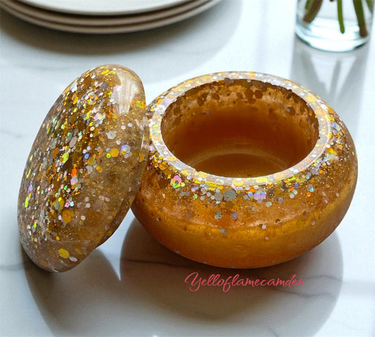 Gold Glitter Resin Trinket Pot with Lid – Handmade Jewellery Box – YelloFlameCamden