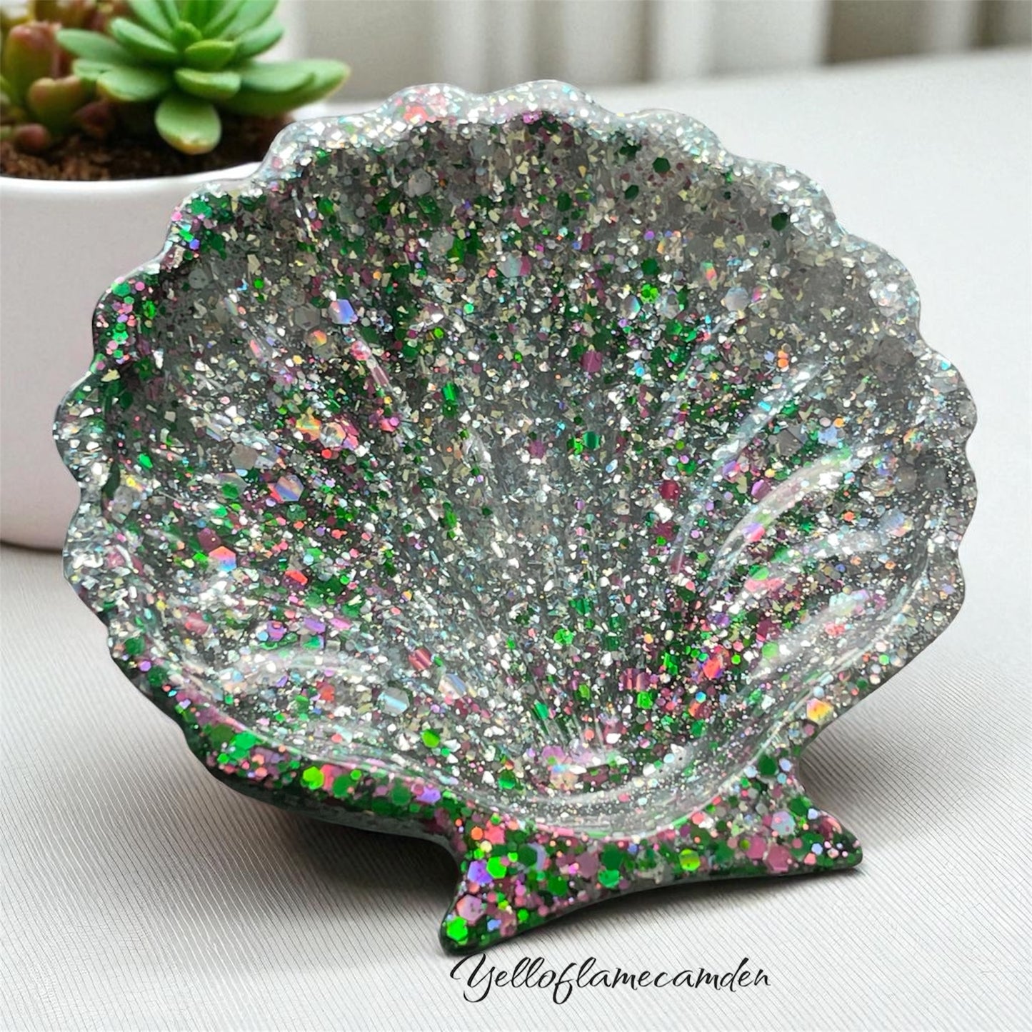 Silver, Green & Pink Glitter Resin Shell Trinket Dish – Handmade Jewellery Holder – YelloFlameCamden