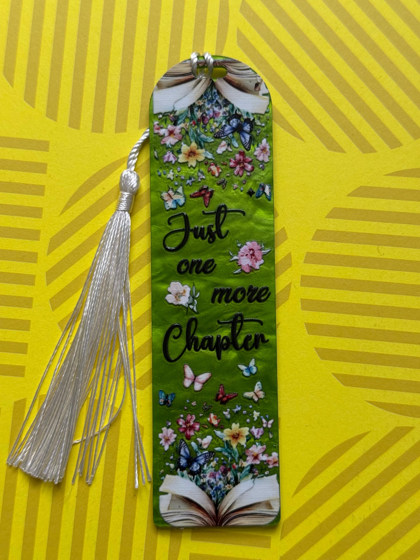 Handmade Resin Bookmarks – Unique Designs with Tassel