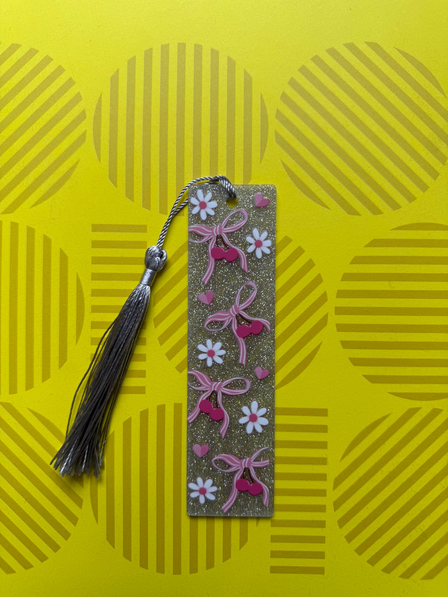Handmade Resin Bookmarks – Unique Designs with Tassel