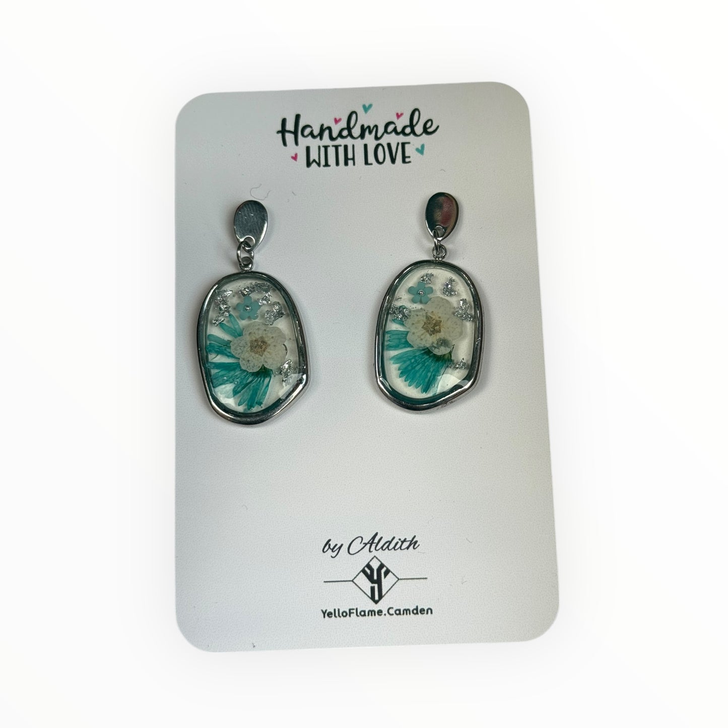 Botanical Resin Earrings – Handmade with Real Dried Flowers